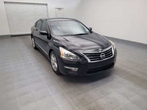 Used 2014 Nissan Altima 2.5 SV image 13