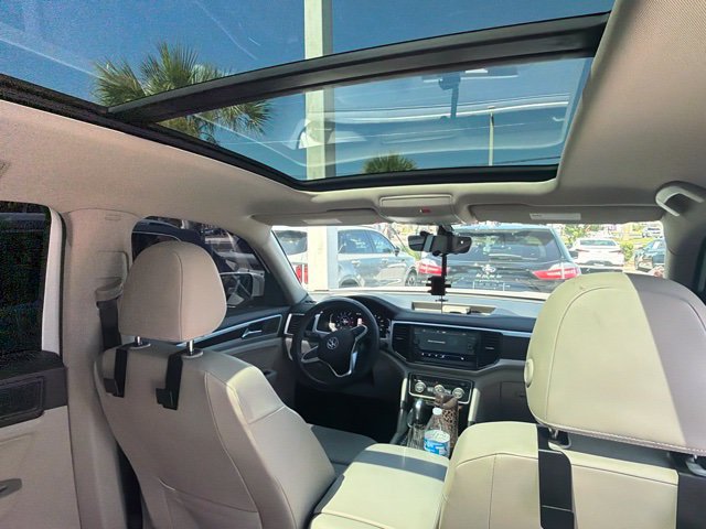 Used 2023 Volkswagen Atlas SE w/ Panoramic Sunroof Package FWD image 15