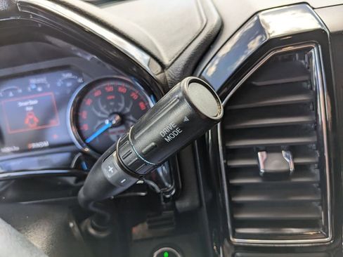 Used 2021 Ford F250 Lariat image 38