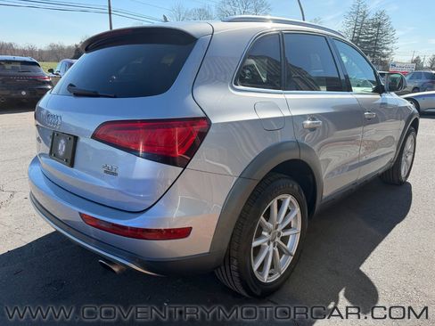 Used 2017 Audi Q5 2.0T Premium Plus w/ Technology Package image 5
