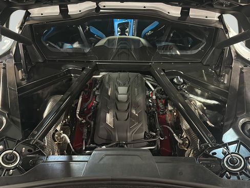 Used 2023 Chevrolet Corvette Stingray Premium Cpe w/ Z51 Performance Package RWD image 10