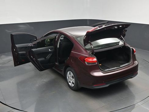 Used 2018 Kia Forte LX image 30