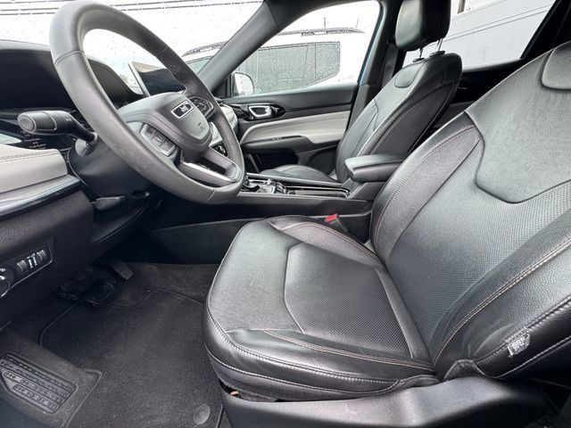 Used 2023 Jeep Compass Limited AWD/4WD image 29