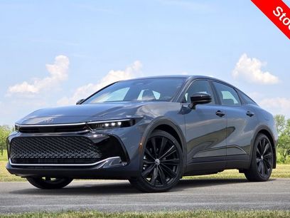 Used 2025 Toyota Crown Platinum