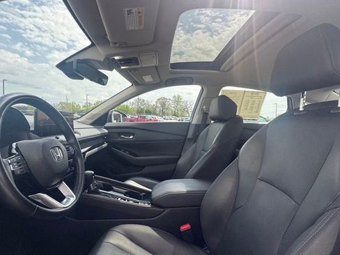 Used 2023 Honda Accord Touring image 18