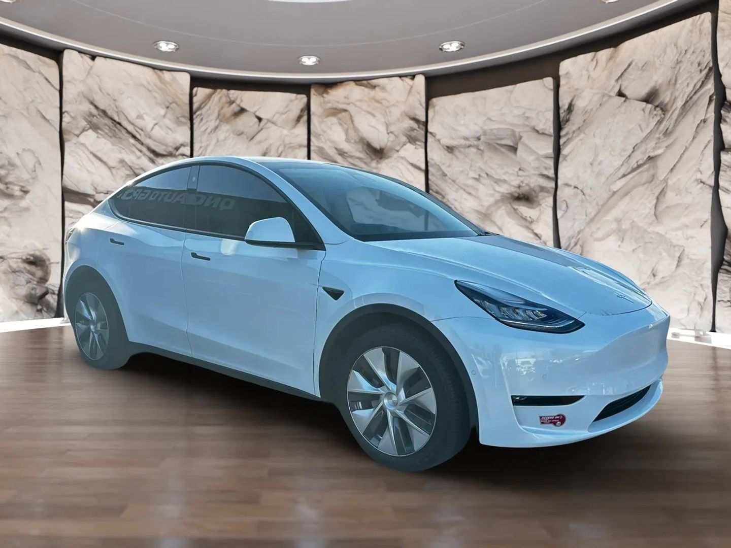 Used 2021 Tesla Model Y Long Range AWD/4WD image 3