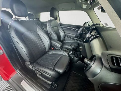 Certified 2022 MINI Cooper S w/ Driver Assistance Package image 27