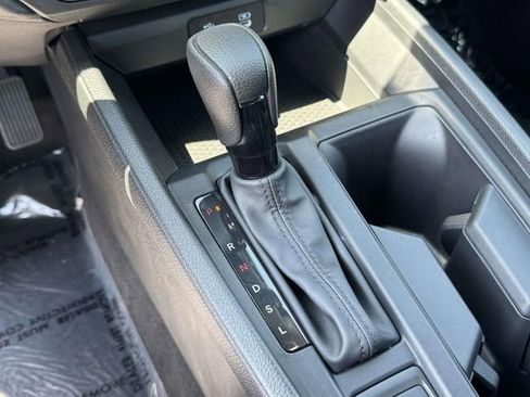 Certified 2025 Honda Accord SE image 20