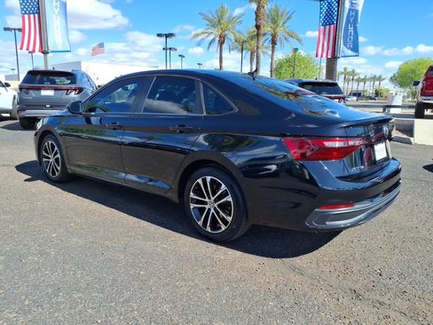 Used 2022 Volkswagen Jetta Sport FWD image 7