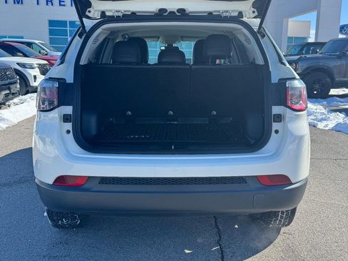 Used 2021 Jeep Compass Latitude w/ Convenience Group image 4