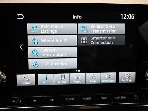 Used 2024 Mitsubishi Outlander SE AWD/4WD image 16
