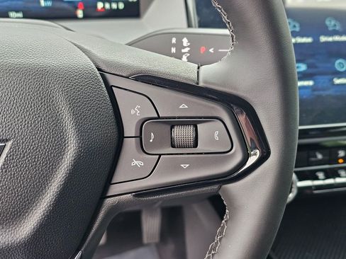 New 2027 Chevrolet Bolt LT w/ Comfort Package FWD image 25