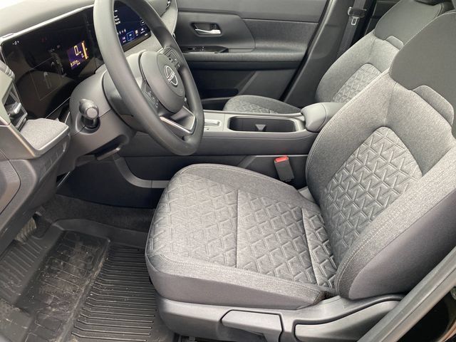 New 2026 Nissan Kicks SV w/ Cold Weather Package AWD/4WD image 10