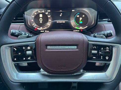 New 2026 Land Rover Range Rover Autobiography AWD/4WD image 10