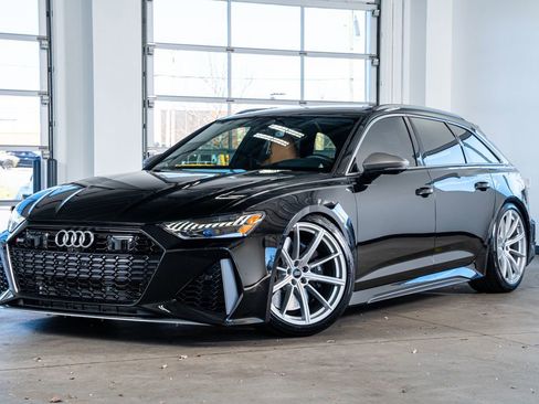 Used 2024 Audi RS 6 performance image 2