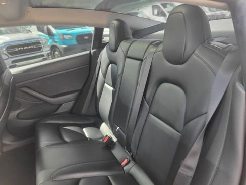 Used 2021 Tesla Model 3 Performance image 7