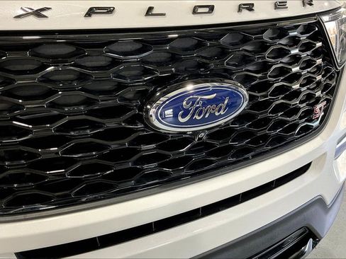 Used 2022 Ford Explorer ST w/ Equipment Group 401A image 37