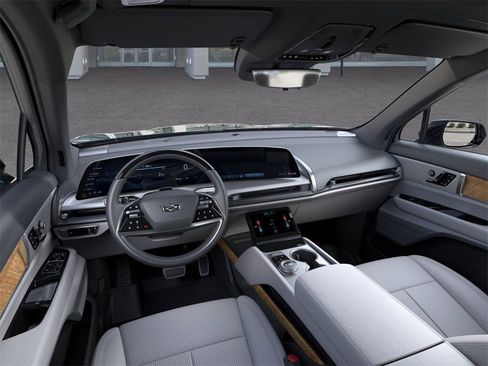 New 2026 Cadillac Vistiq Luxury w/ LPO, Floor Liner Package image 15