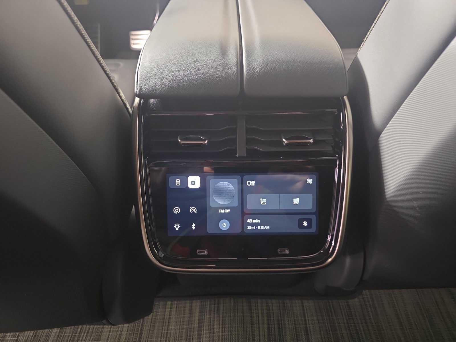 Used 2022 Rivian R1S Launch Edition Quad AWD/4WD image 28