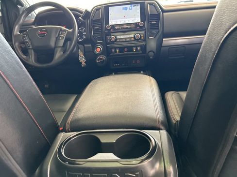 Used 2021 Nissan Titan PRO-4X w/ Pro-4x Convenience Package AWD/4WD image 31
