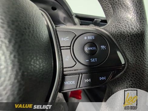 Used 2019 Toyota Camry LE image 16