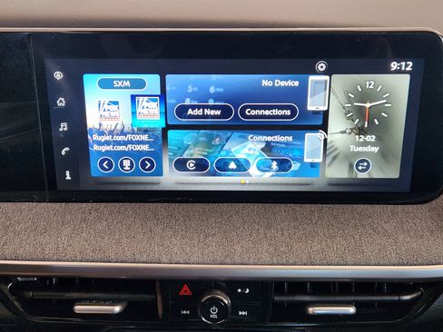 Used 2025 Nissan Kicks SV image 18