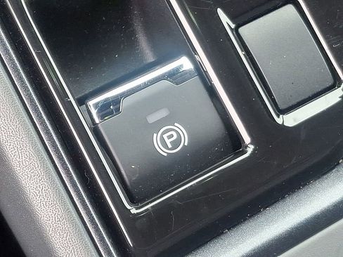 Certified 2024 Subaru Crosstrek 2.5i Limited w/ Crosstrek Mirror Package image 22