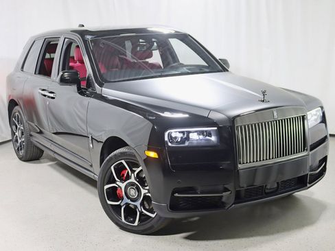 Used 2023 Rolls-Royce Cullinan Black Badge w/ Driver's Package image 6