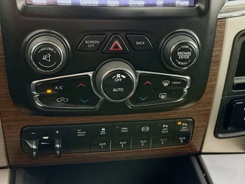 Used 2017 RAM 3500 Laramie AWD/4WD image 17