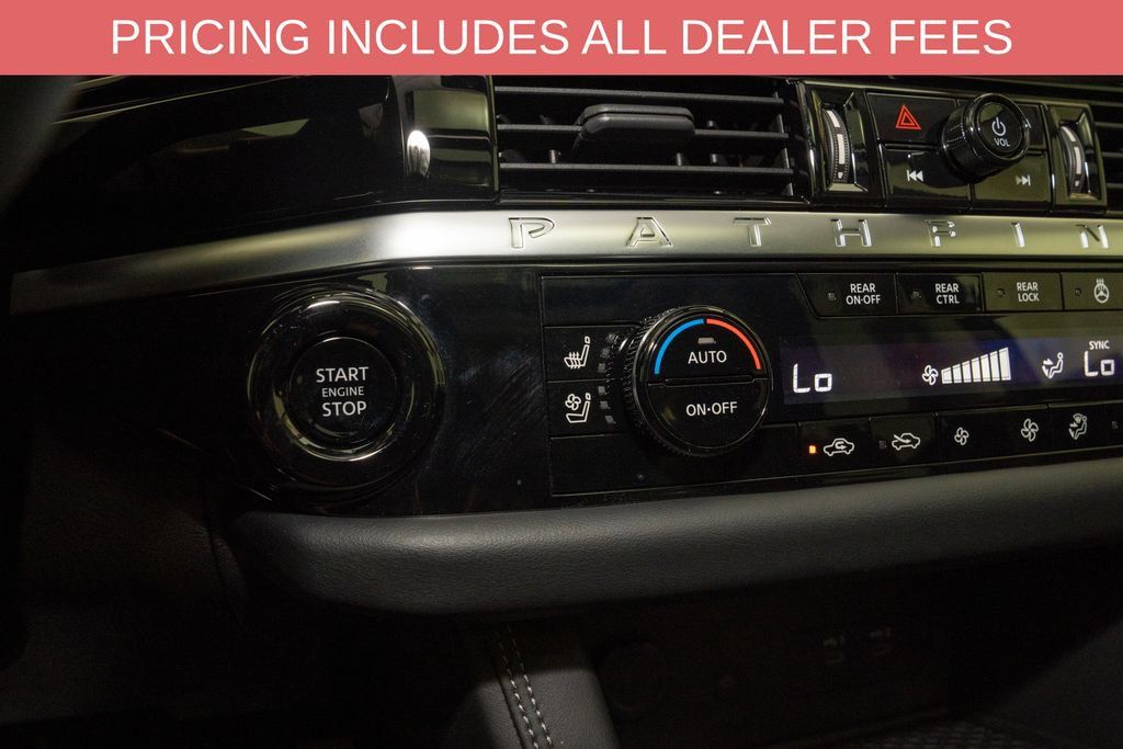 Used 2026 Nissan Pathfinder Platinum w/ Cargo Package AWD/4WD image 19