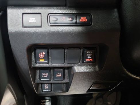 Used 2024 Nissan Frontier SV w/ SV Convenience Package AWD/4WD image 36
