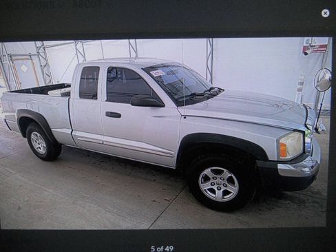 Used 2005 Dodge Dakota SLT AWD/4WD image 5