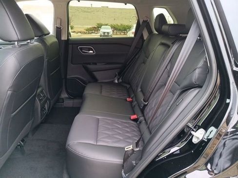 New 2026 Nissan Rogue Platinum w/ Platinum Premium Package AWD/4WD image 29