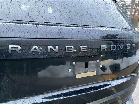 Used 2023 Land Rover Range Rover SE image 29