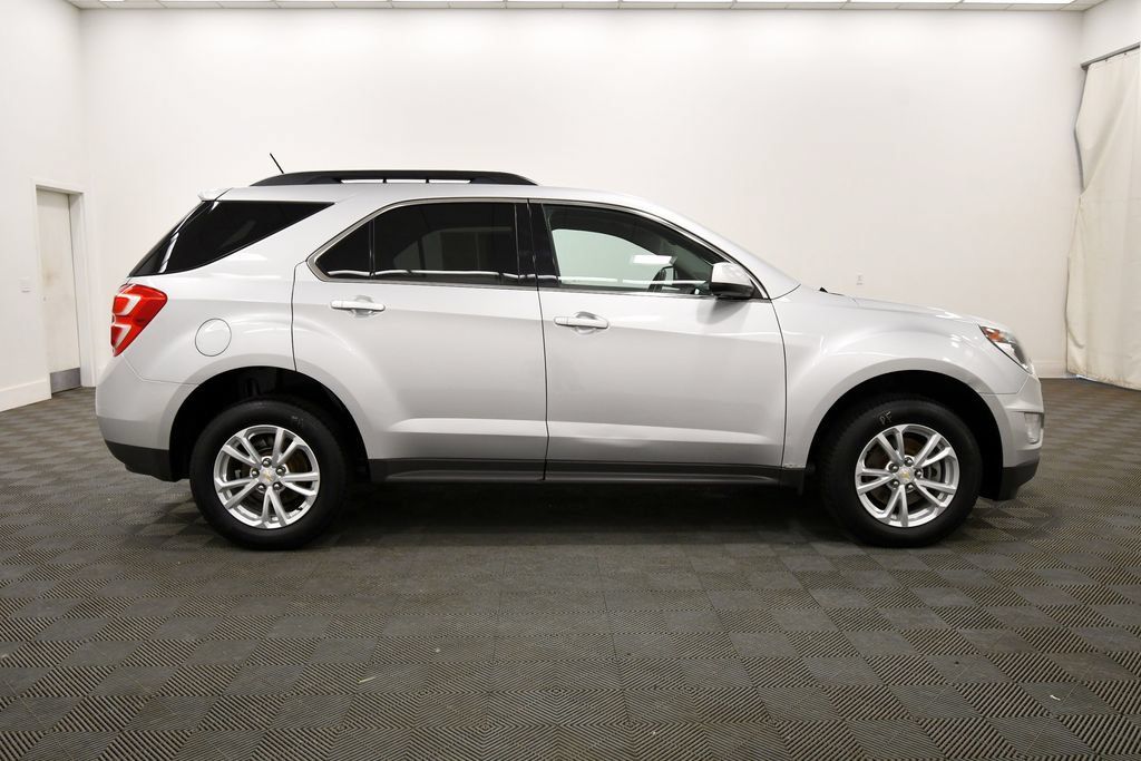 Used 2017 Chevrolet Equinox LT w/ Convenience Package AWD/4WD image 9