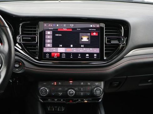 Used 2024 Dodge Durango GT image 15