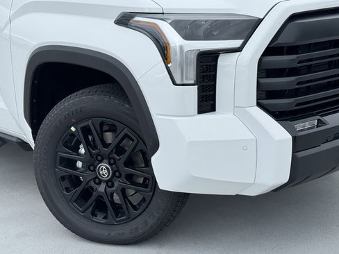 New 2026 Toyota Tundra Limited image 10