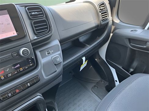 New 2024 RAM ProMaster 3500 w/ Convenience Group image 16