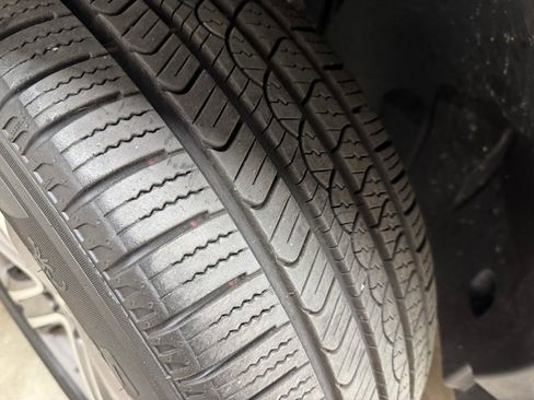 Used 2022 Mercedes-Benz GLC 300 4MATIC w/ Multimedia Package Lite image 30