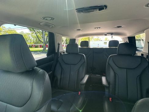 Used 2022 Hyundai Palisade SEL w/ Premium Package AWD/4WD image 21