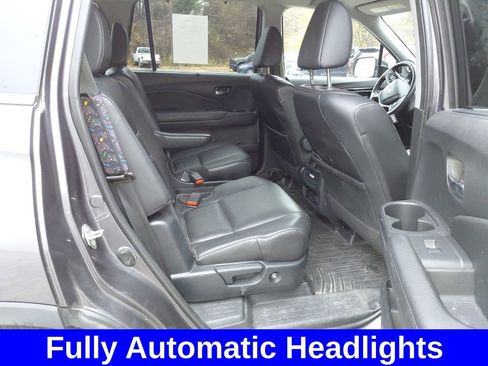 Used 2020 Honda Pilot Touring image 22