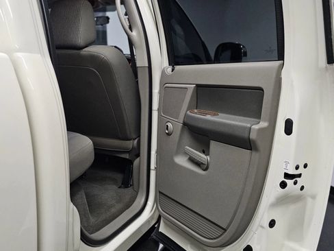 Used 2006 Dodge Ram 1500 Truck SLT w/ Quad Cab Big Horn Value Group image 38
