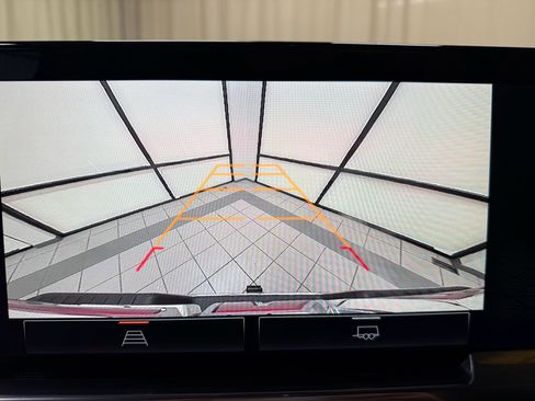 Certified 2024 GMC Sierra 2500 SLE w/ SLE Convenience Package AWD/4WD image 28