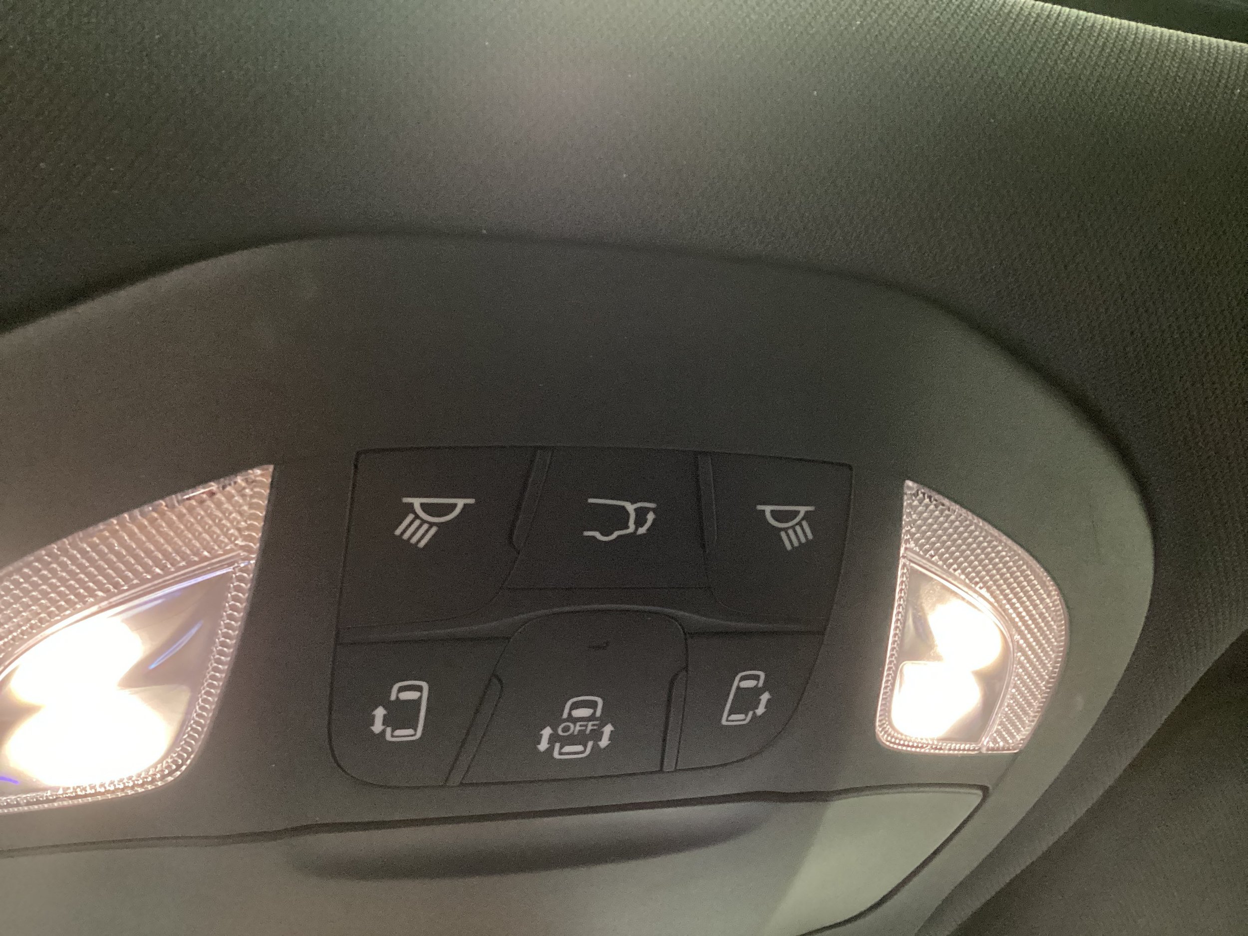 Used 2025 Chrysler Pacifica Limited FWD image 20