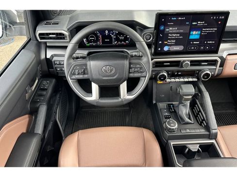 New 2026 Toyota 4Runner Limited AWD/4WD image 15