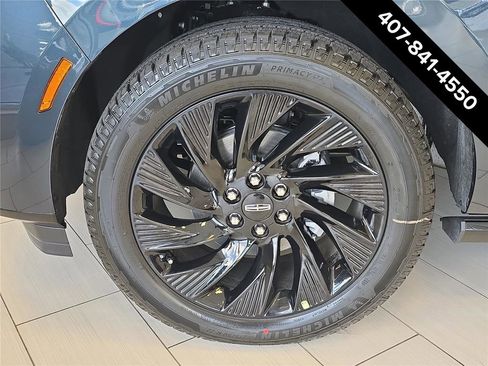 New 2026 Lincoln Navigator Reserve w/ Jet Appearance Package AWD/4WD image 4