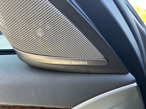 Used 2019 BMW 540i w/ M Sport Package image 20