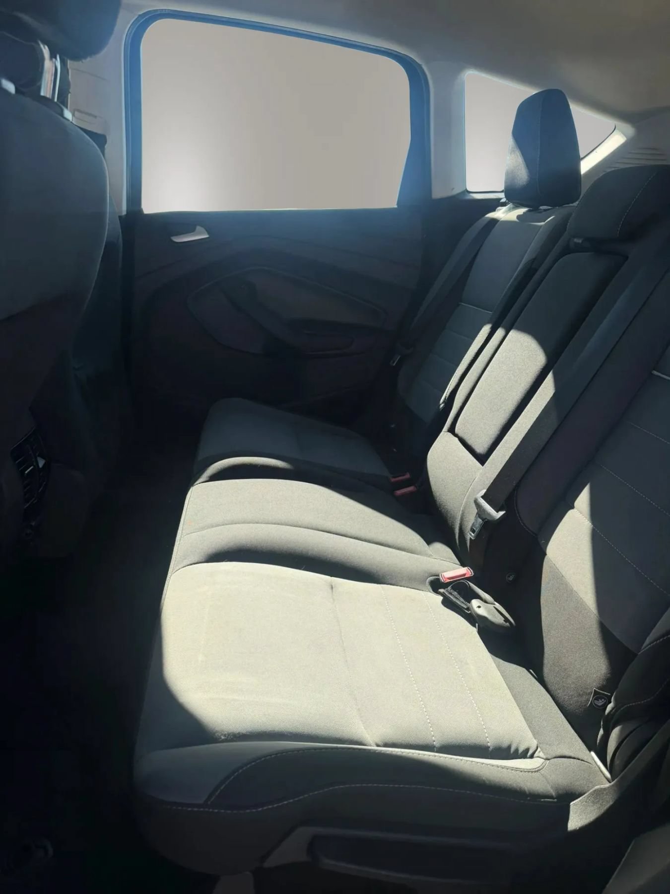 Used 2014 Ford C-MAX SE w/ Equipment Group 201A FWD image 18