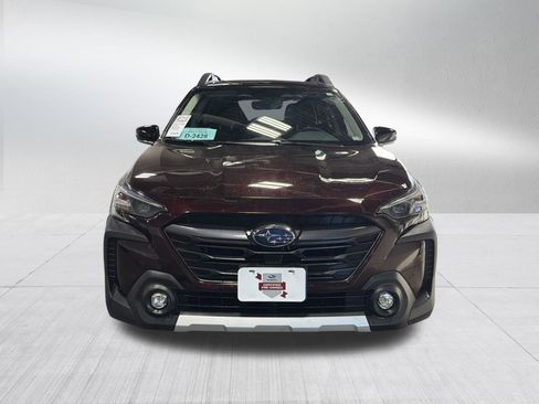 Used 2025 Subaru Outback Limited image 2