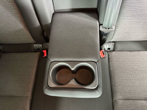 Used 2023 Nissan Rogue SV image 29